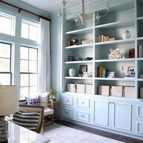 8. BENJAMIN MOORE WOODLAWN BLUE HC-147 Woodlawn Blue is a VERY popular blue hue. So many of today’s most popular blues have a lot of green in …